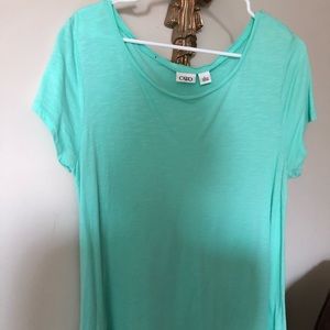 Super cute shirt mint color